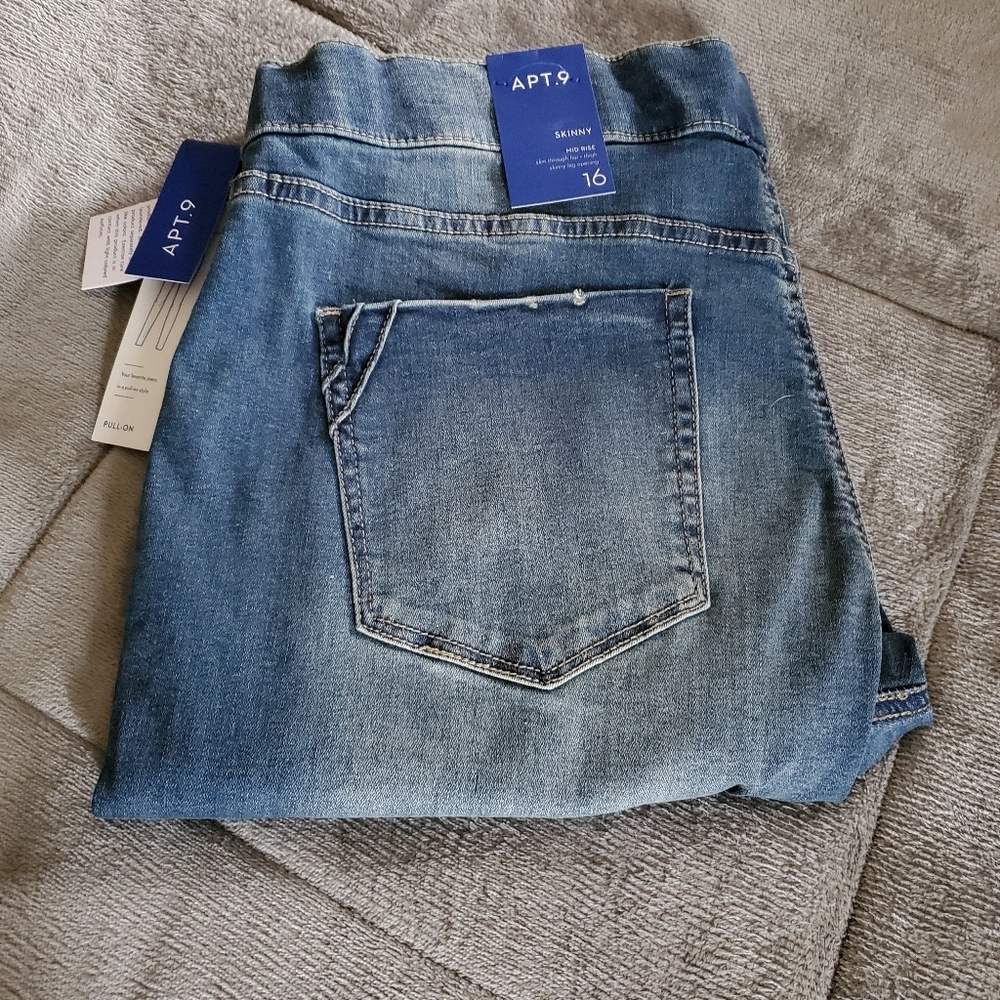 APT. 9 Jeggings